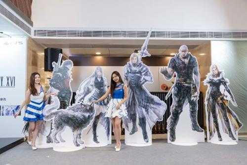 中国香港《最终幻想16》发售纪念展：1:1主武器雕塑亮相！